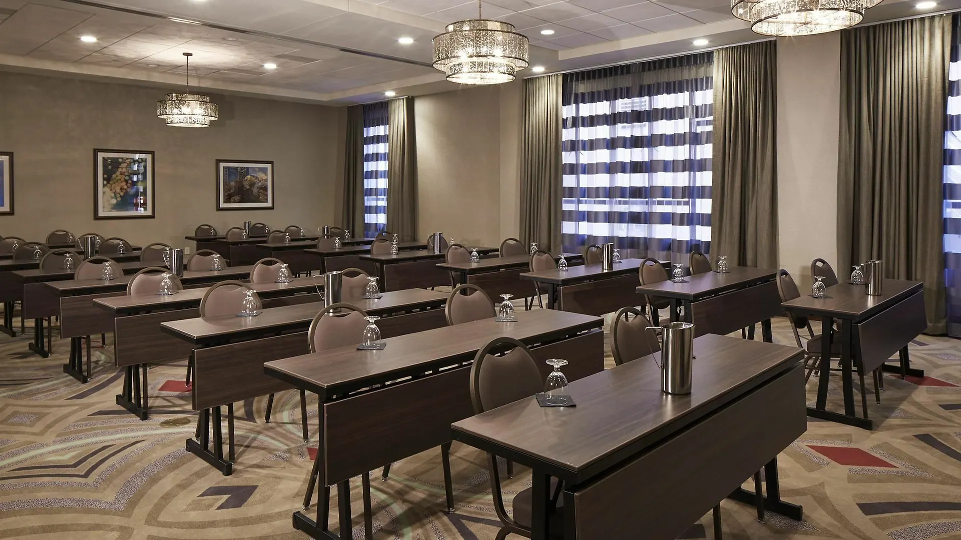 Hilton Garden Inn Phoenix Downtown 3*,